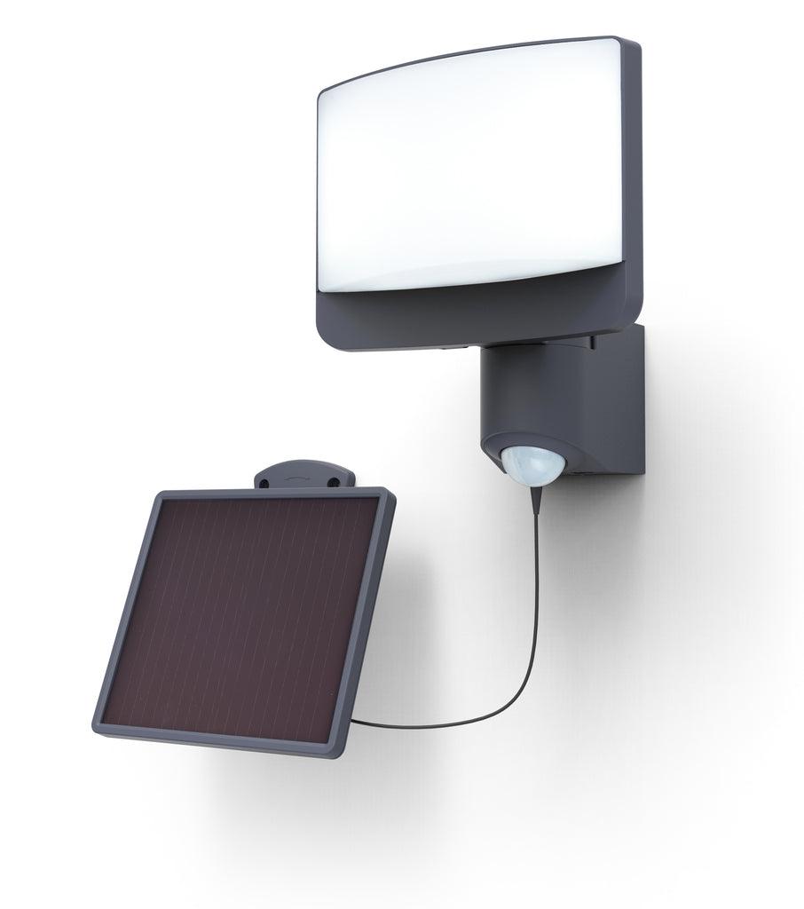 Breedstraler solar led lamp met buitenlamp sensor`