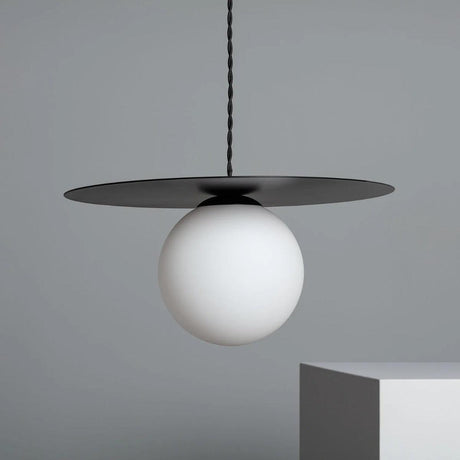 Moderne hanglamp zwart wit e14 fitting rond design 