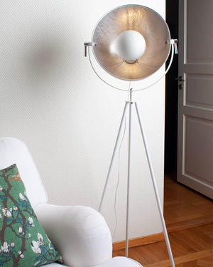 Kleine witte vloerlamp met schakelaar en E27 fitting By Rydens Captain Mini