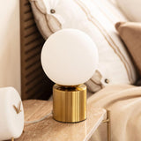 Tafellamp opaalglas goud 'Teun' E27 fitting lamp