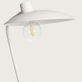 Minimalistische vloerlamp wit met E27 fitting en schakelaar 'Sebastiaan'