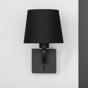 Wandlamp zwart met stekker en schakelaar voor in hotel slaapkamer slaapkamer wandlamp leeslamp leeslampje zwarte stoffen kap E27 fitting 