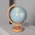 wereldbol tafellamp hout met glazen bol schakelaar en stekker 