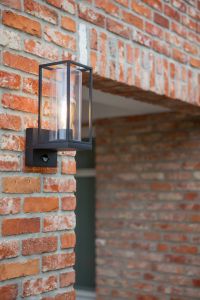 Buitenlamp zwart glas voordeur buitenverlichting modern met sensor