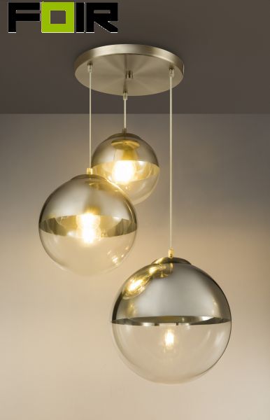 Naleving van gemeenschap wasserette Plafondlamp 3 bollen goud glas? Bekijk direct hier