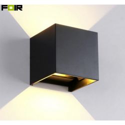 Zwarte wandlamp gevelverlichting foir kubus ace LED lichtbron G9 fitting 