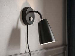 Nordlux sway zwart modern wandlamp bed
